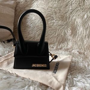 Jacquemus “Le Chiquito” bag